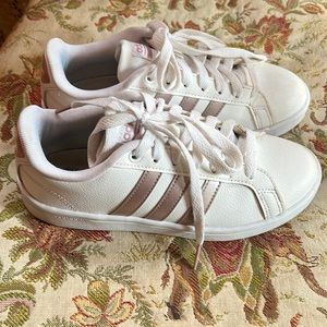 Adidas Tennis Shoes EUC